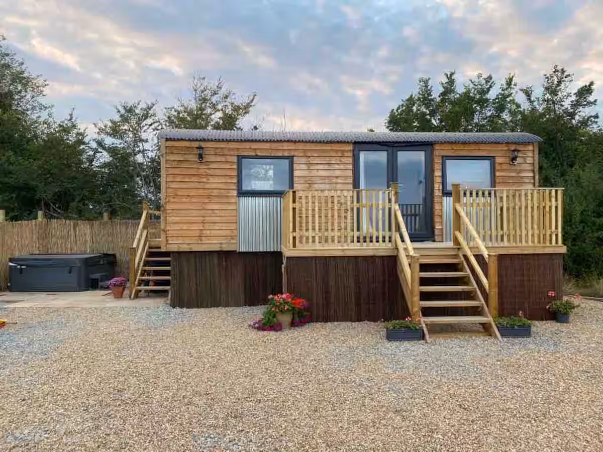 Herbert's Meadow Hut
